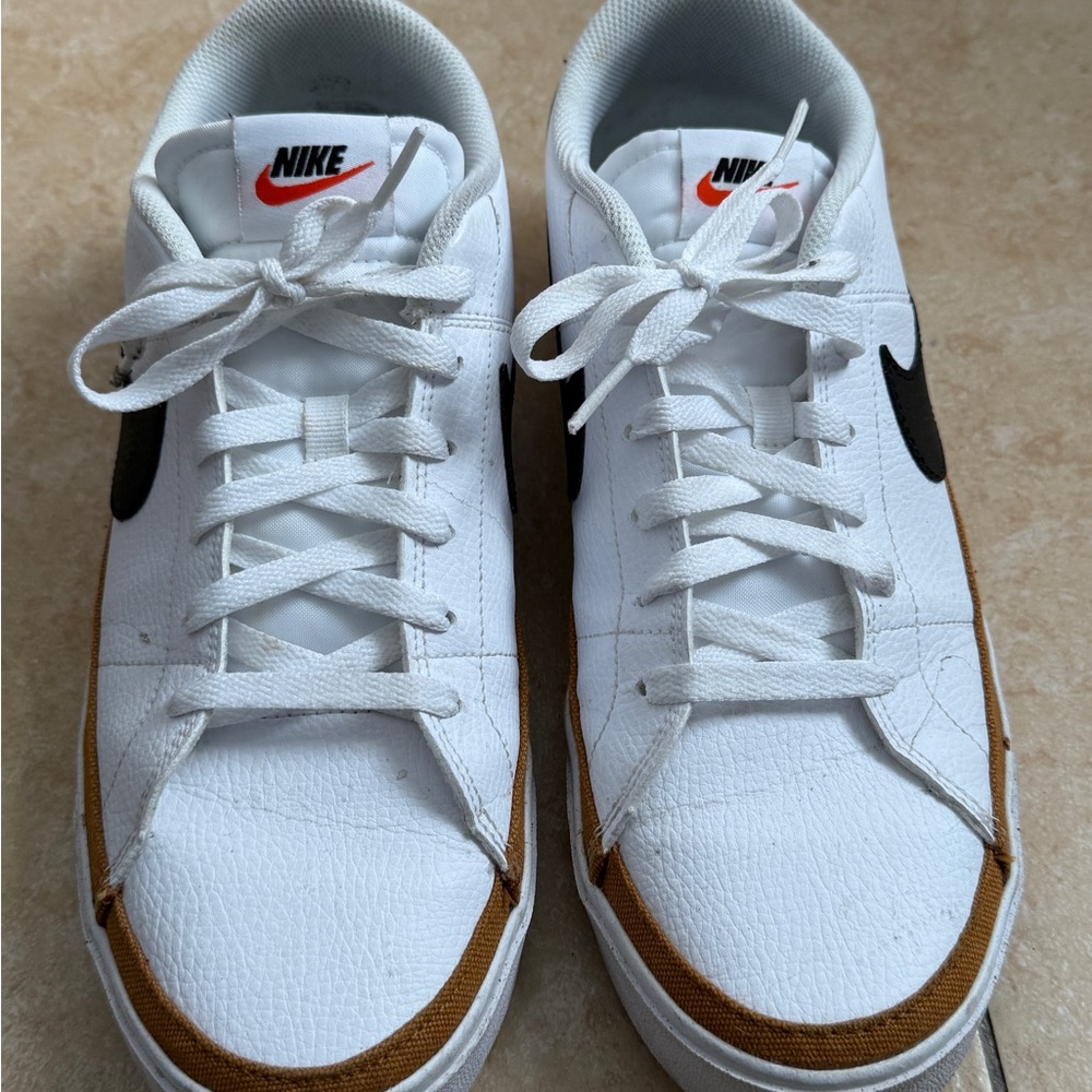 Nike Men's White and Tan Leather Sneakers